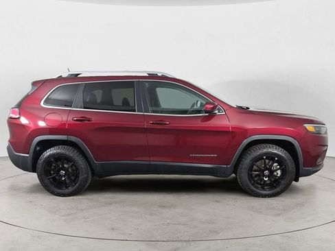 Used 2019 Jeep Cherokee Latitude w/ Popular Appearance Group image 6