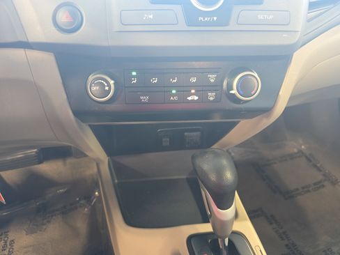 Used 2012 Honda Civic LX image 23