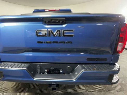 New 2026 GMC Sierra 1500 Elevation w/ LPO, Elevation Black Package AWD/4WD image 10