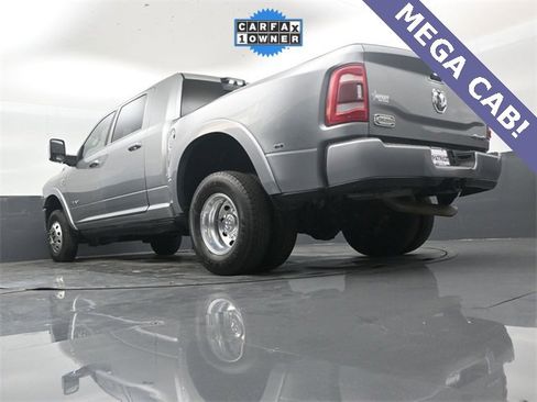 Used 2023 RAM 3500 Limited image 40