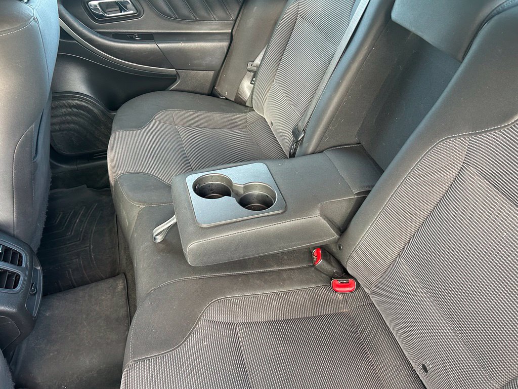 Used 2016 Ford Taurus SEL FWD image 12