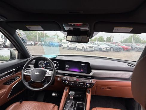 Used 2024 Kia Telluride SX X-Pro AWD/4WD image 9