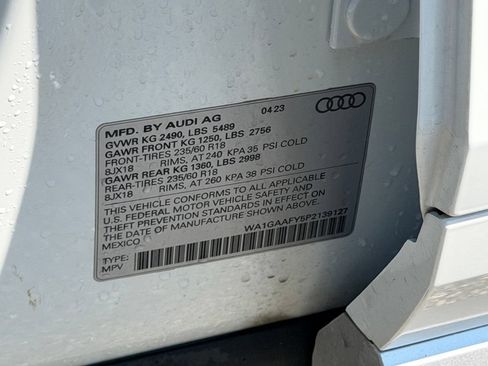 Used 2023 Audi Q5 2.0T Premium w/ Convenience Package AWD/4WD image 29