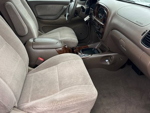 Used 2003 Toyota Sequoia SR5 image 16