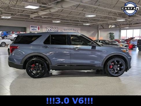 Used 2021 Ford Explorer ST w/ ST Street Pack image 9