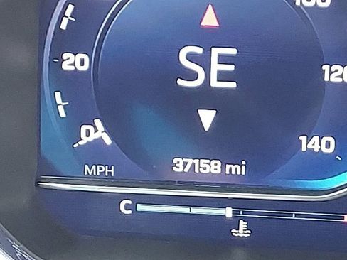 Used 2025 Chevrolet Silverado 1500 LT image 24