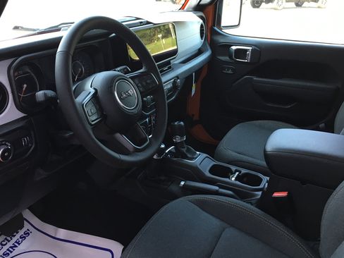 New 2025 Jeep Wrangler Sport S image 13