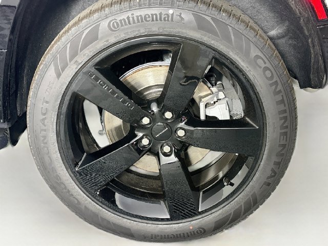 New 2026 Land Rover Defender 110 X-Dynamic SE AWD/4WD image 27