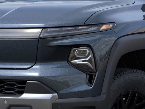 New 2026 Chevrolet Silverado EV LT image 11