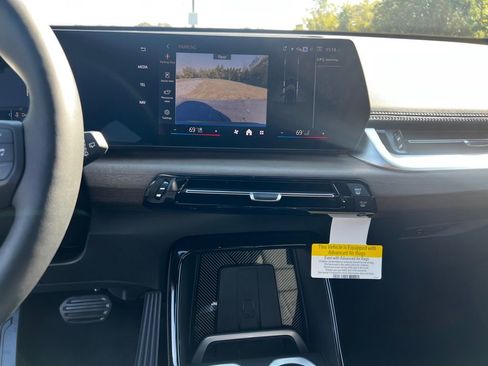 Certified 2025 BMW X1 xDrive28i w/ Convenience Package image 15