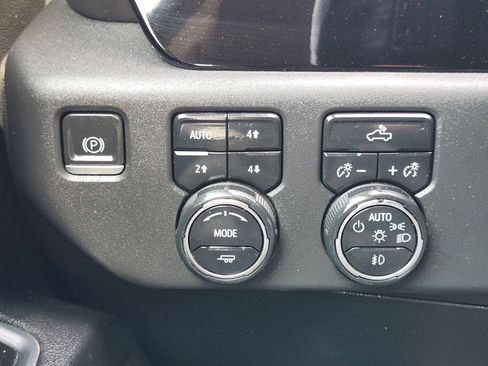 Used 2023 Chevrolet Silverado 1500 LT Trail Boss w/ Protection Package AWD/4WD image 24