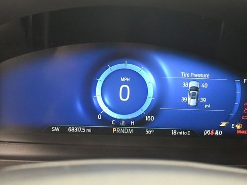 Used 2022 Ford Explorer ST image 9