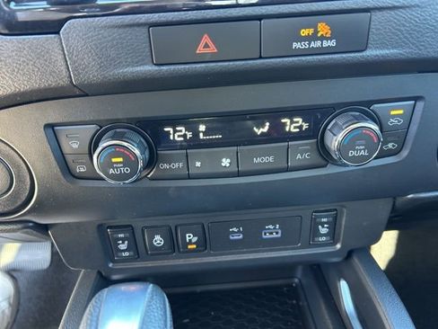 Used 2022 Nissan Frontier SV image 16