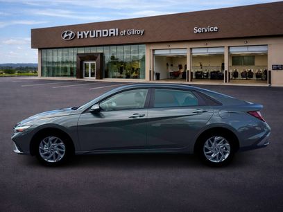 New 2026 Hyundai Elantra Hybrid