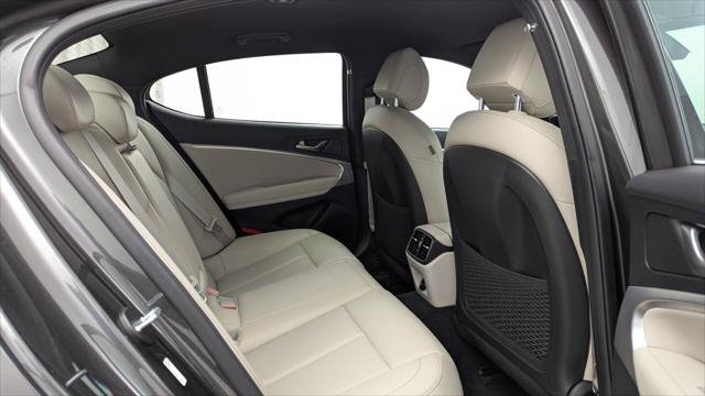 Used 2023 Genesis G70 2.0T RWD image 19