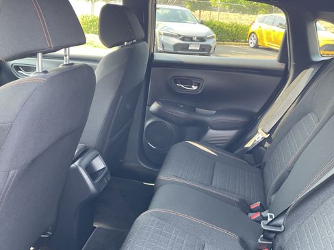 Used 2025 Honda HR-V Sport image 14