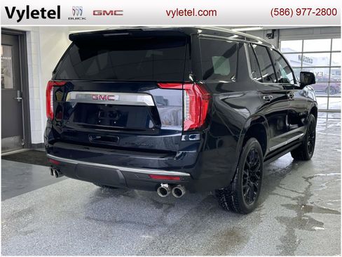 Used 2023 GMC Yukon Denali image 3