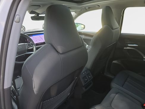 Certified 2025 Audi Q5 Premium w/ Premium Plus AWD/4WD image 10