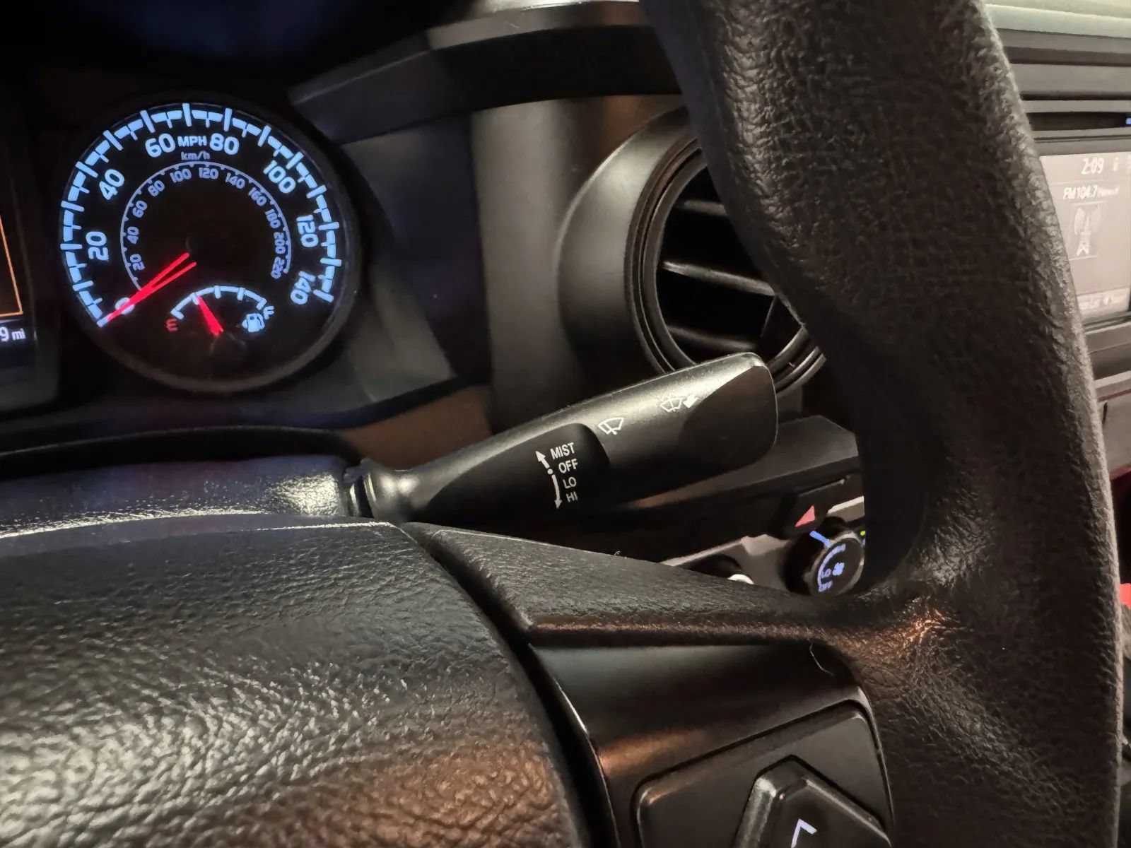Used 2019 Toyota Tacoma SR w/ SR Convenience Package AWD/4WD image 23