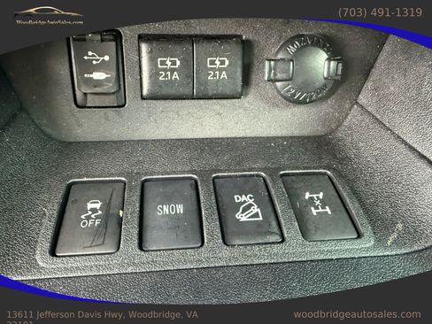 Used 2017 Toyota Highlander Limited image 26