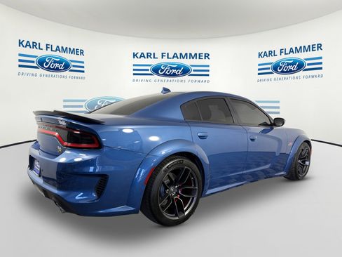 Used 2022 Dodge Charger Scat Pack RWD image 3
