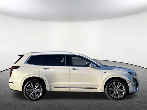 Certified 2024 Cadillac XT6 Premium Luxury w/ Technology Package image 20