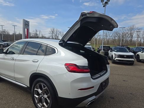 Used 2022 BMW X4 xDrive30i w/ Premium Package AWD/4WD image 44
