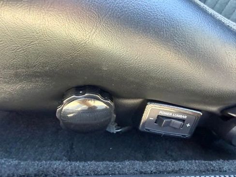Used 1991 Ford Mustang LX RWD image 30