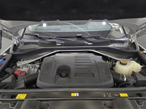 Used 2024 Land Rover Range Rover Sport Dynamic SE image 34