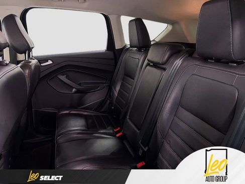 Used 2019 Ford Escape Titanium image 24