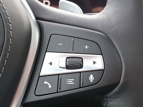 Used 2026 BMW X5 xDrive50e w/ Climate Comfort Package image 18