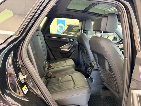 Used 2020 Audi Q3 2.0T Premium w/ Convenience Package image 31