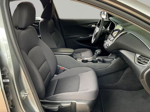 Used 2023 Chevrolet Malibu LT FWD image 28
