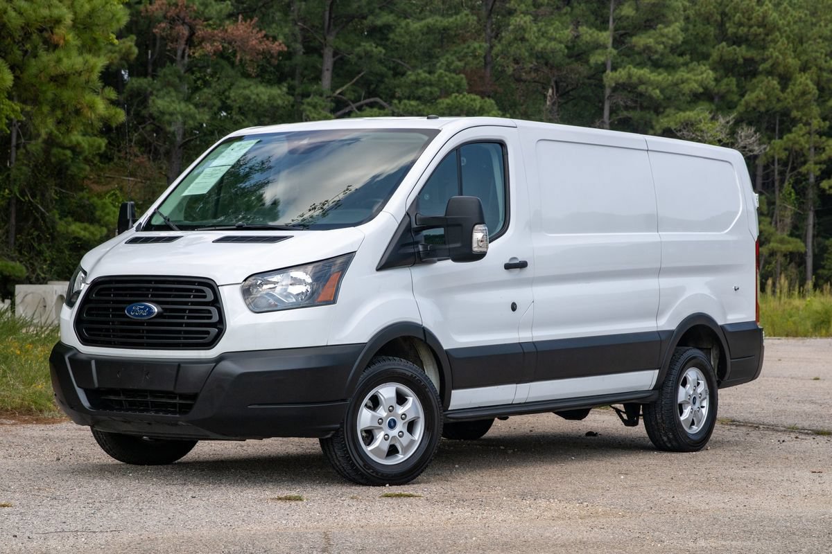 Used 2019 Ford Transit 250 130 Low Roof RWD image 1