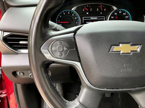 Used 2019 Chevrolet Traverse LT image 10