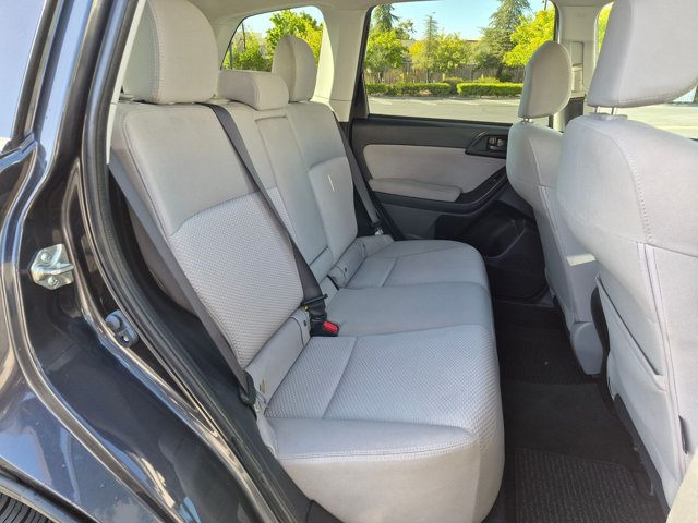 Used 2015 Subaru Forester 2.5i Premium w/ Protection Package #1 AWD/4WD image 18