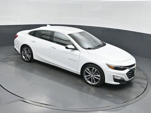 Used 2023 Chevrolet Malibu LT FWD image 30
