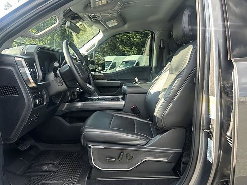 Used 2024 Ford F250 Lariat AWD/4WD image 11