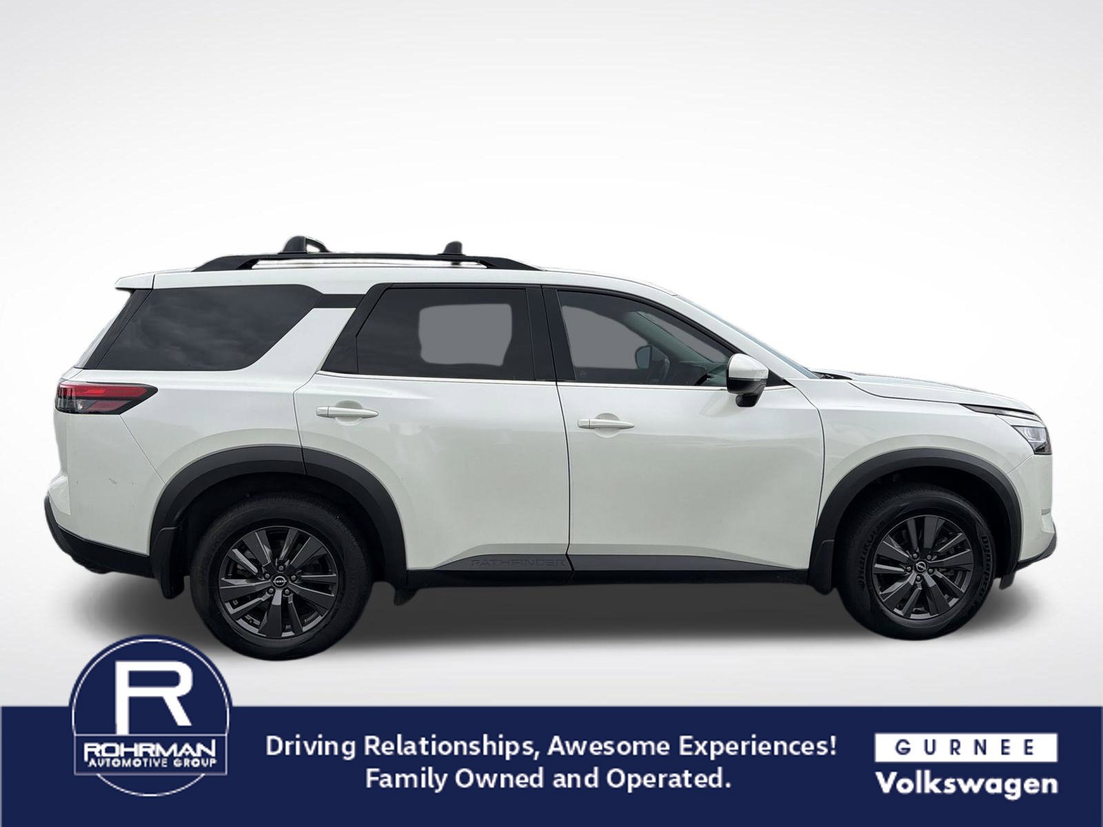Used 2022 Nissan Pathfinder SV w/ SV Premium Package AWD/4WD image 11