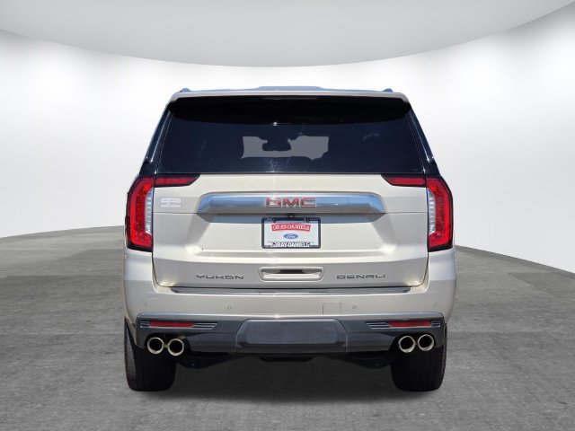 Used 2023 GMC Yukon XL Denali w/ LPO, Floor Liner Package RWD image 5
