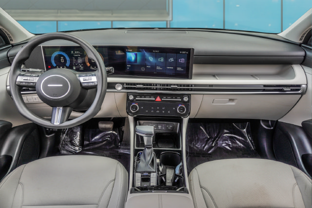 Certified 2025 Hyundai Tucson SEL FWD image 29