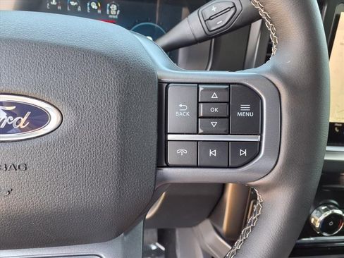 New 2026 Ford F250 Lariat w/ Black Appearance Package image 24