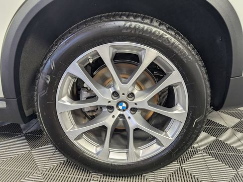 Used 2026 BMW X5 xDrive40i w/ Premium Package AWD/4WD image 12