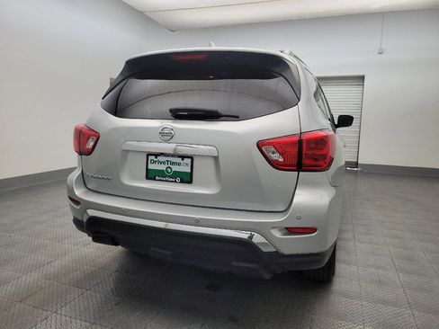 Used 2019 Nissan Pathfinder S image 7