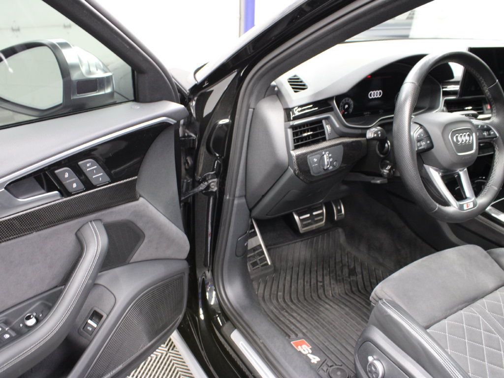 Used 2022 Audi S4 Premium Plus w/ Premium Plus Package AWD/4WD image 52
