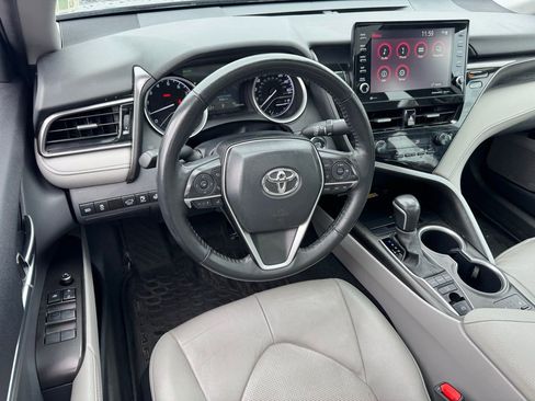 Used 2024 Toyota Camry XLE image 21