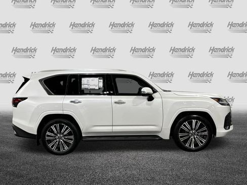 New 2026 Lexus LX 600 4WD w/ Luxury Package image 9