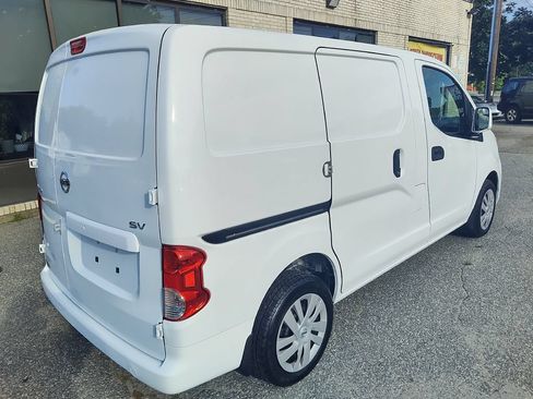 Used 2019 Nissan NV200 SV w/ Navigation Package FWD image 8