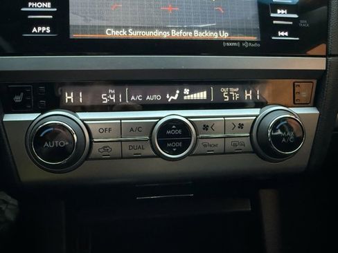 Used 2016 Subaru Outback 2.5i Premium image 16