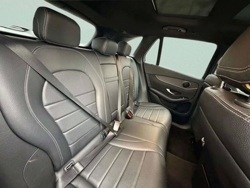 Used 2021 Mercedes-Benz GLC 300 GLC 300 4MATIC Sport Utility 4 image 12